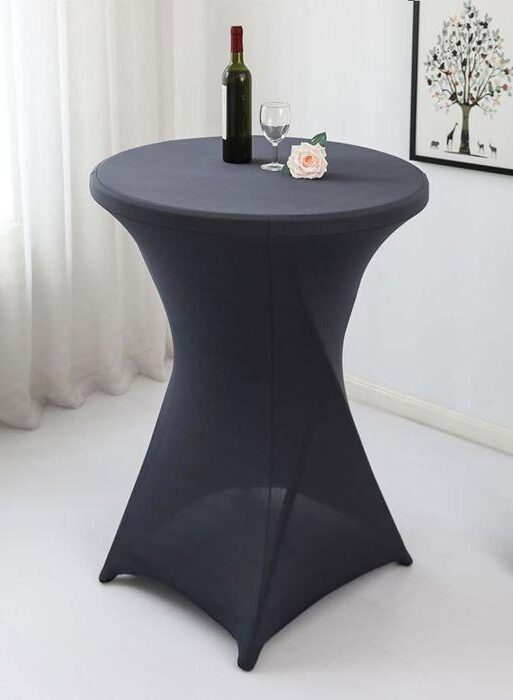 Nappe mange debout noire