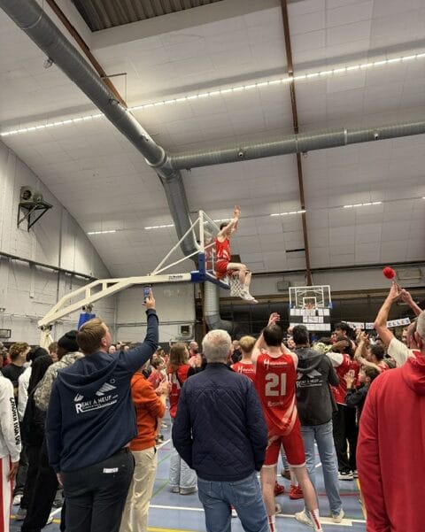 Nivelles basket victoire finale r2 - LBA Location