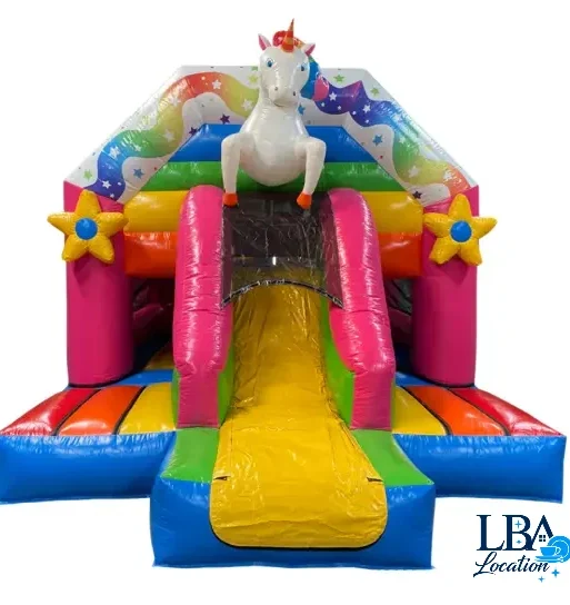 Château gonflable Licorne 5 x 5 x 3,5 m livré, installé